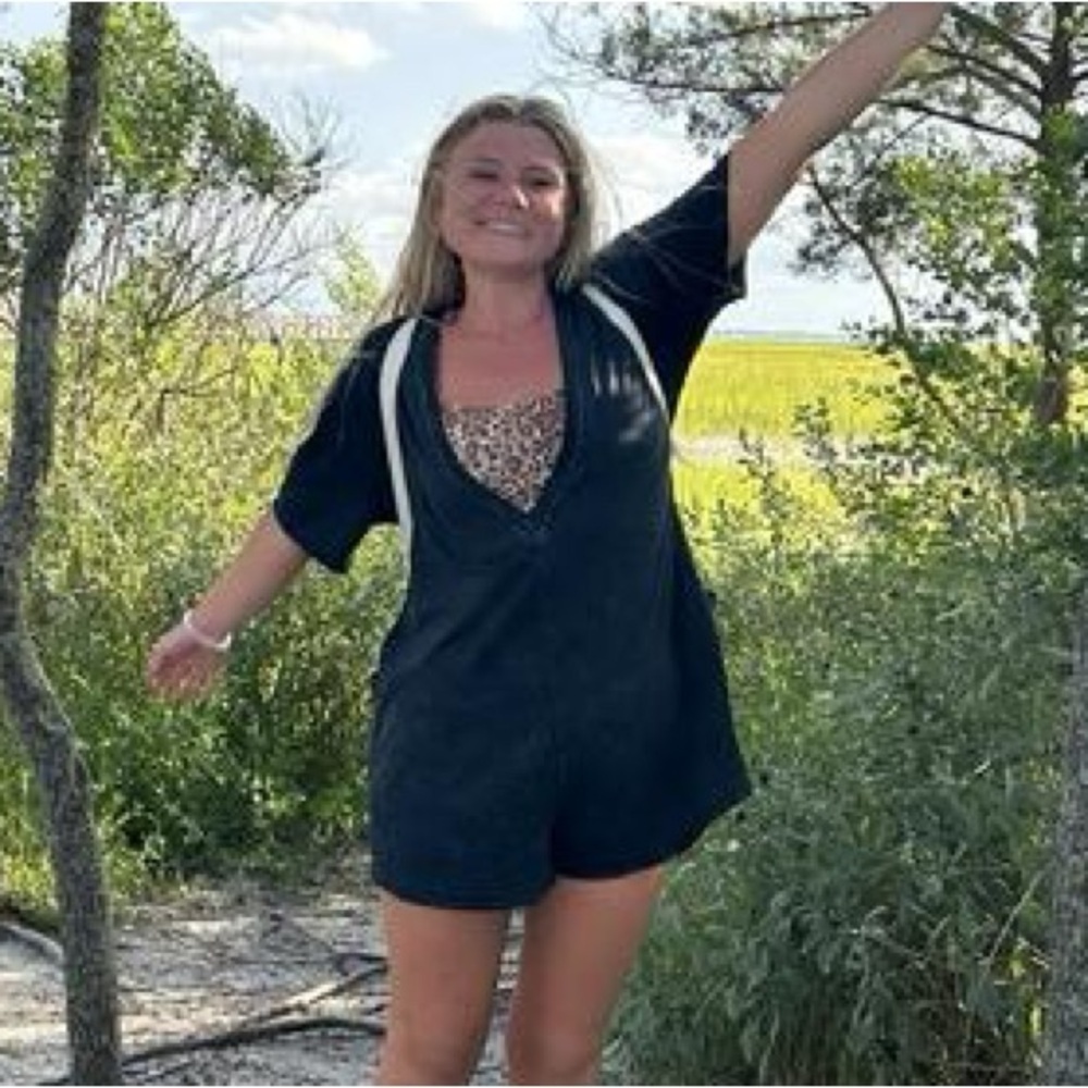 Free People FP Movement Hot Shot Tee Romper in Medium Mocha.  T-Shirt Romper NWT - Picture 16 of 16